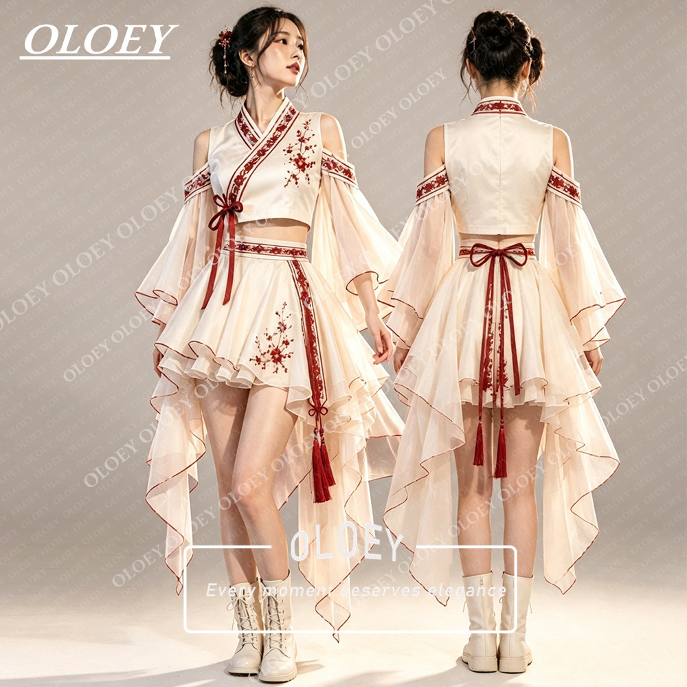 Modern Korean Lifestyle - OLOEY Ensemble Hanbok de concert court