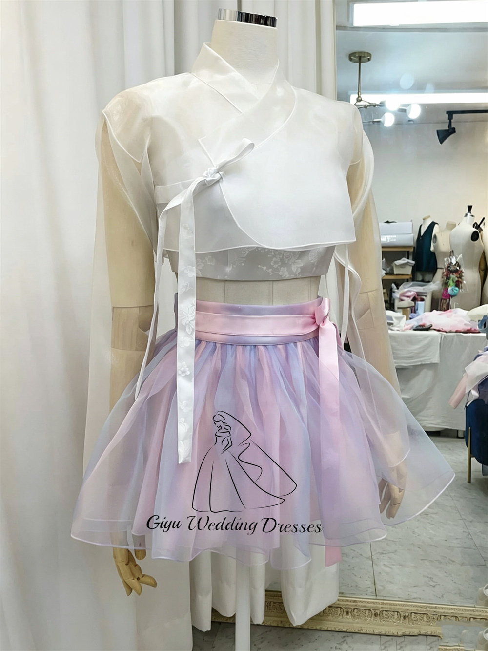 Giyu Hanbok Coréen Moderne pou - Modern Korean Lifestyle avis et prix